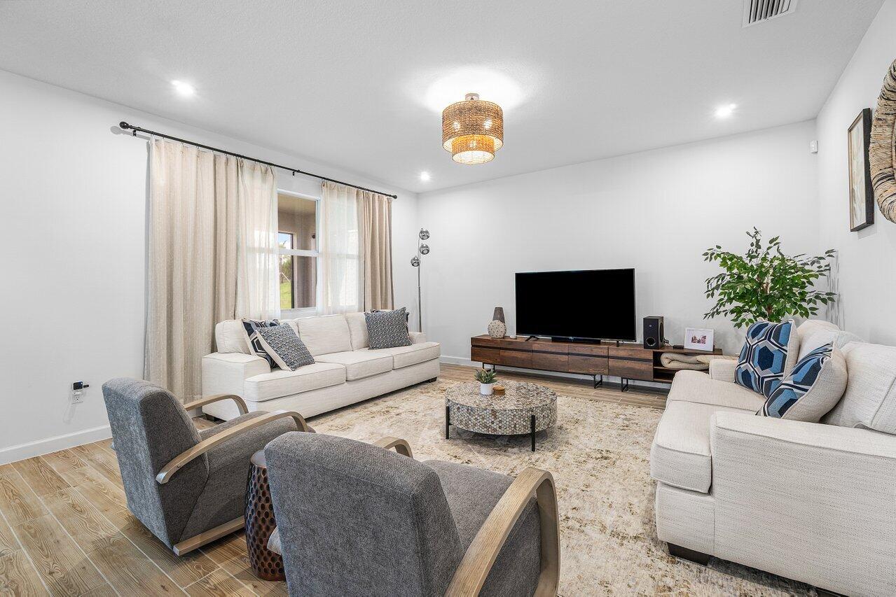 14045 Enzi Way