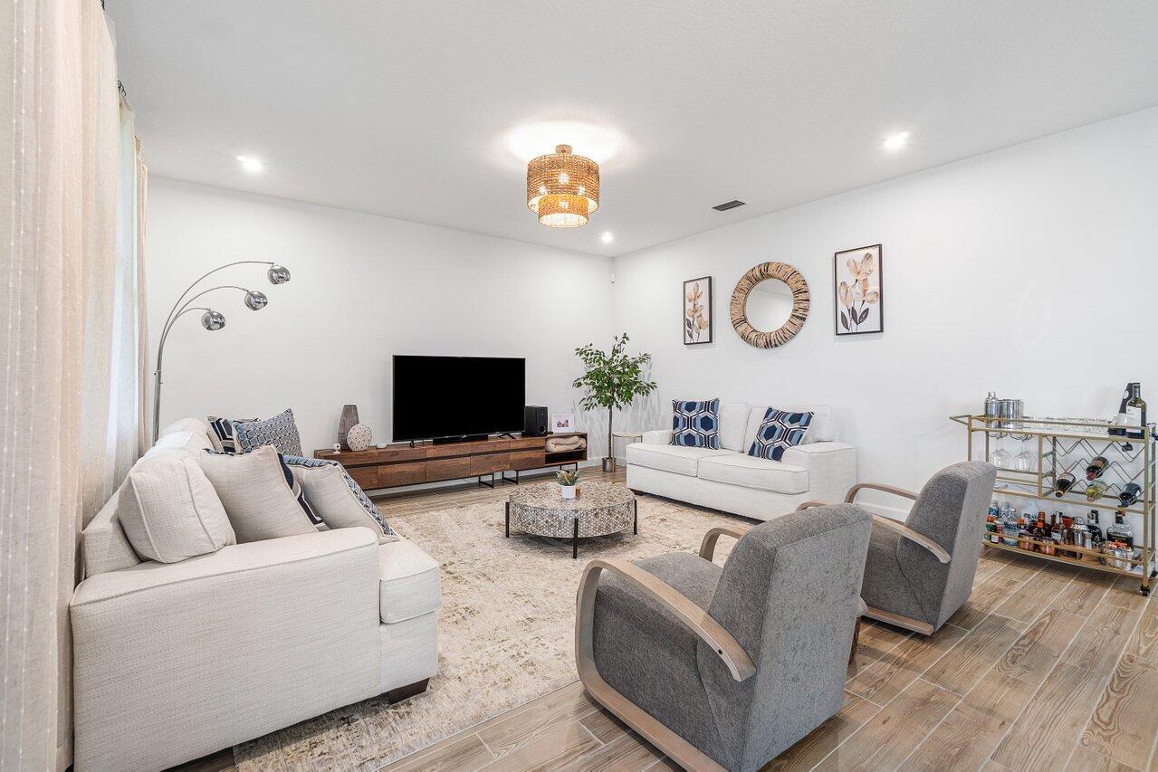 14045 Enzi Way
