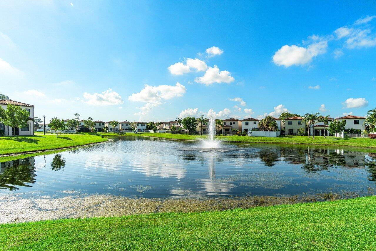 6001 Woods Edge Circle