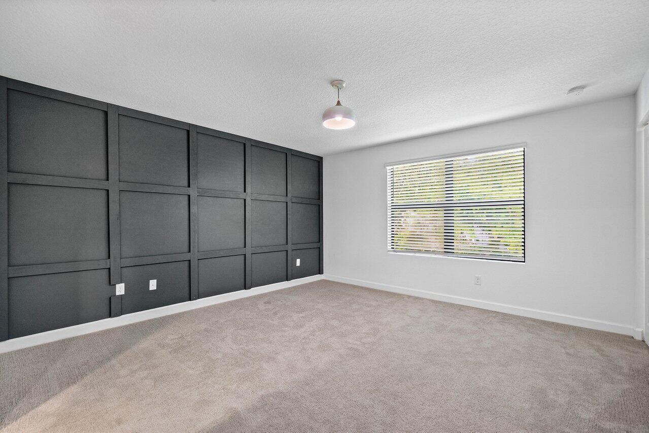 6001 Woods Edge Circle