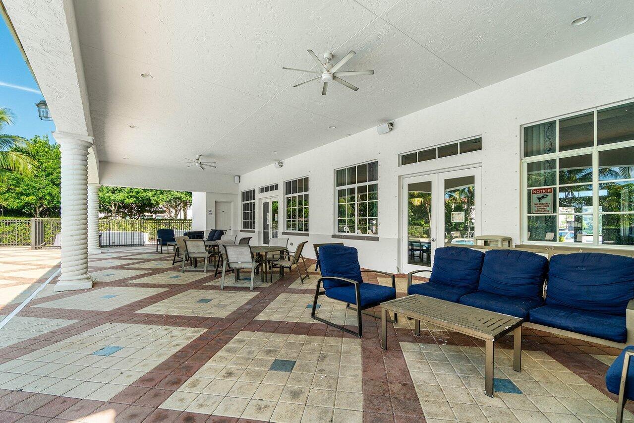 6001 Woods Edge Circle