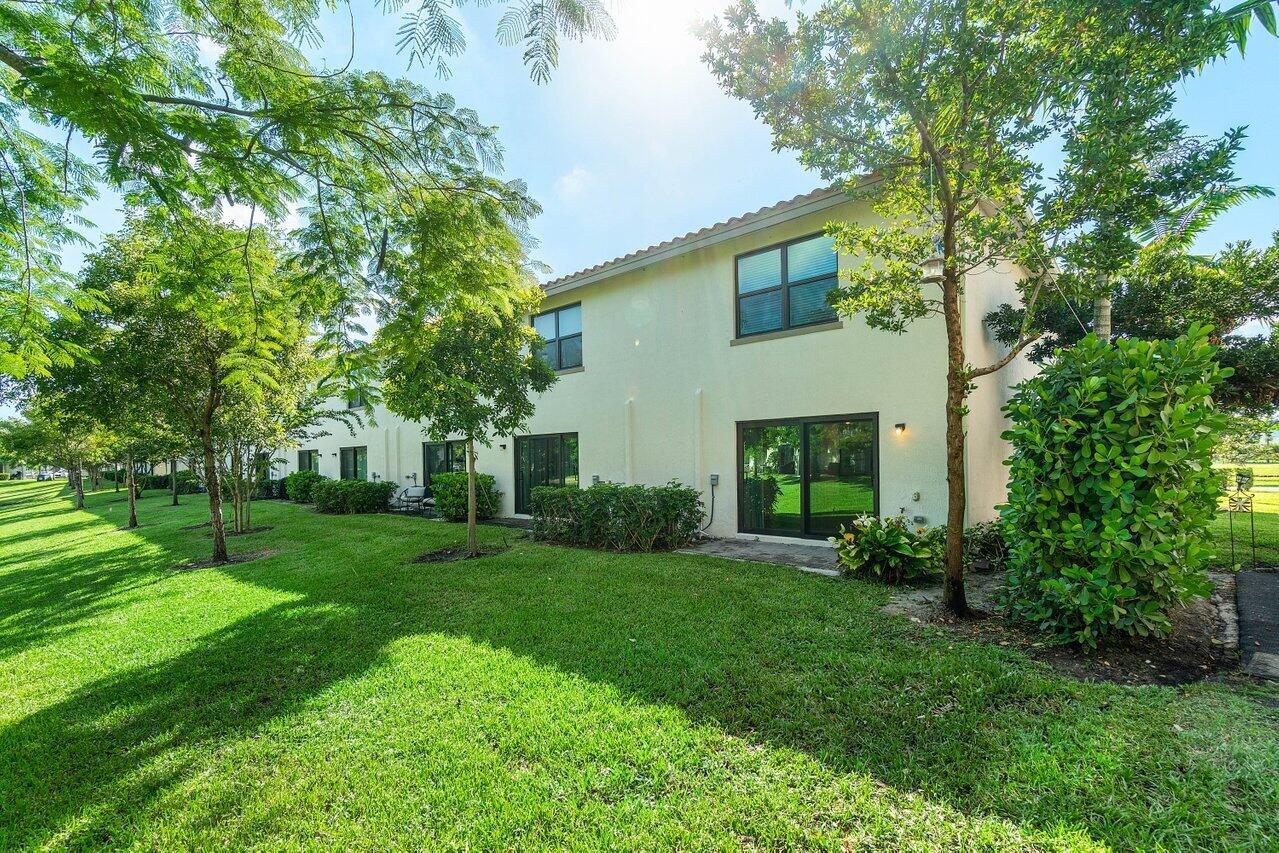 6001 Woods Edge Circle