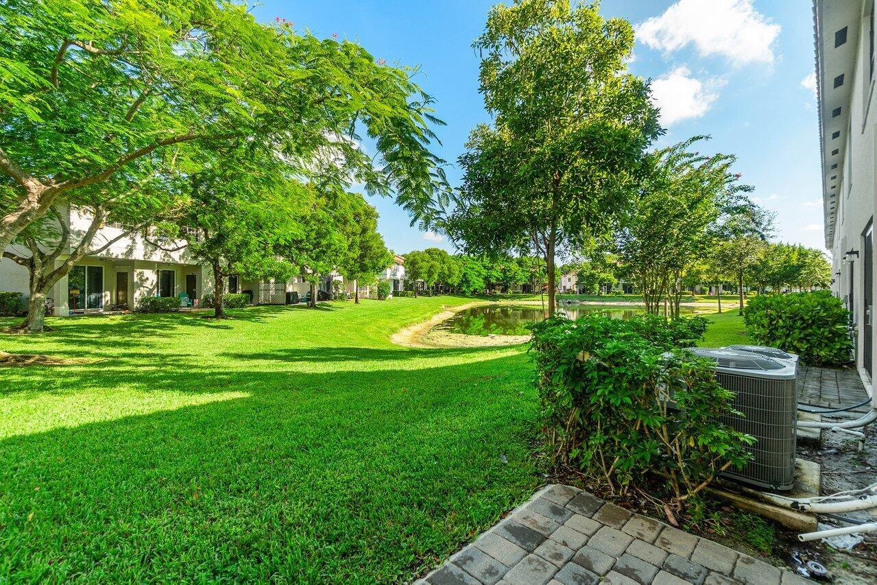 6001 Woods Edge Circle