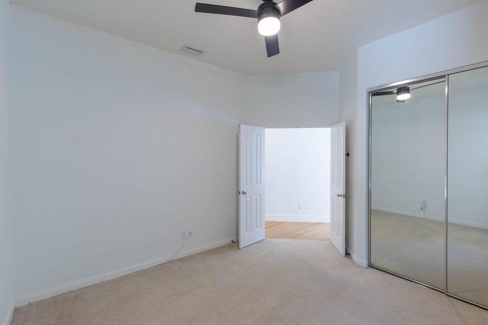 179 E Tall Oaks Circle