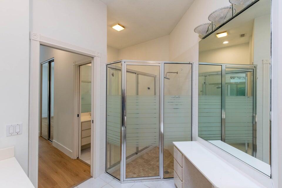 179 E Tall Oaks Circle