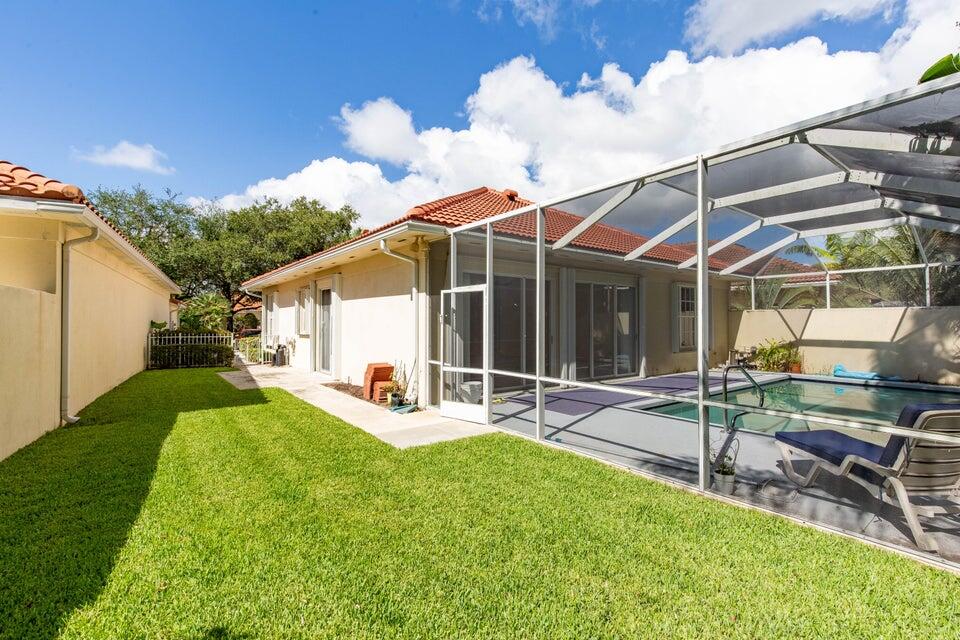 179 E Tall Oaks Circle