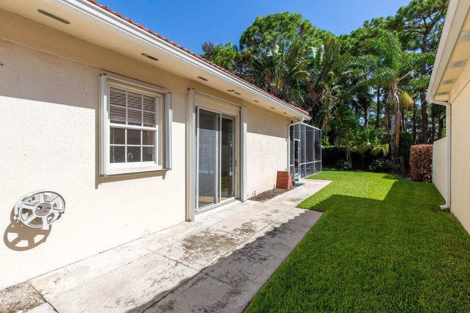179 E Tall Oaks Circle