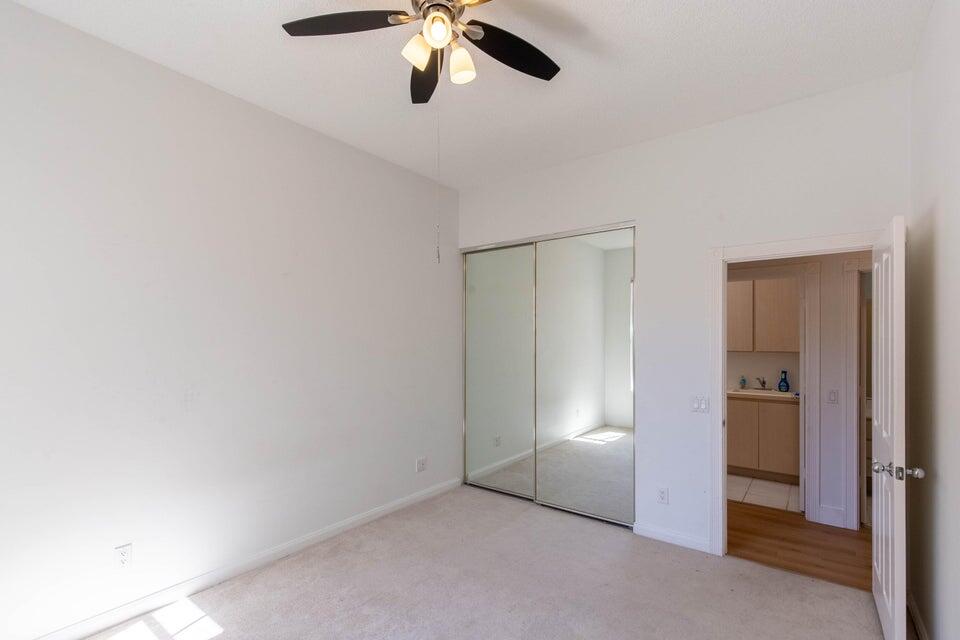 179 E Tall Oaks Circle