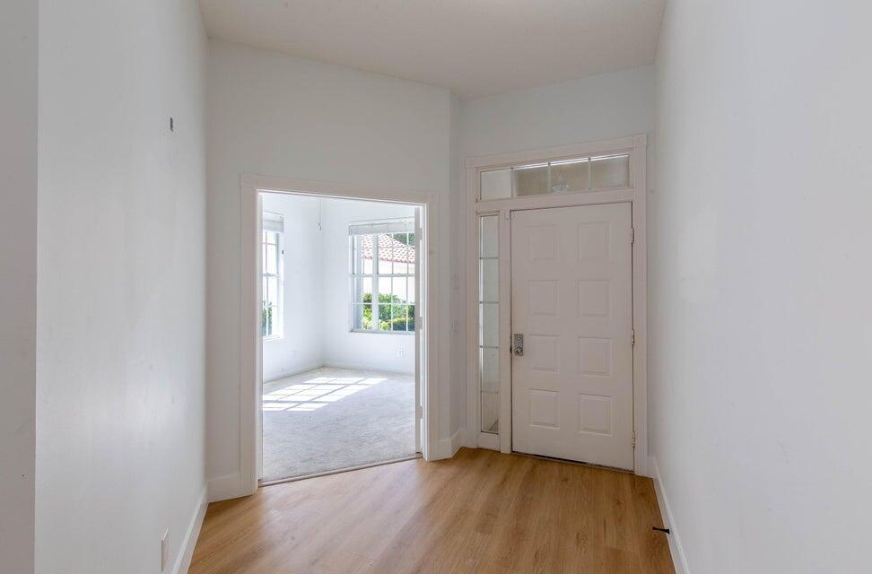 179 E Tall Oaks Circle
