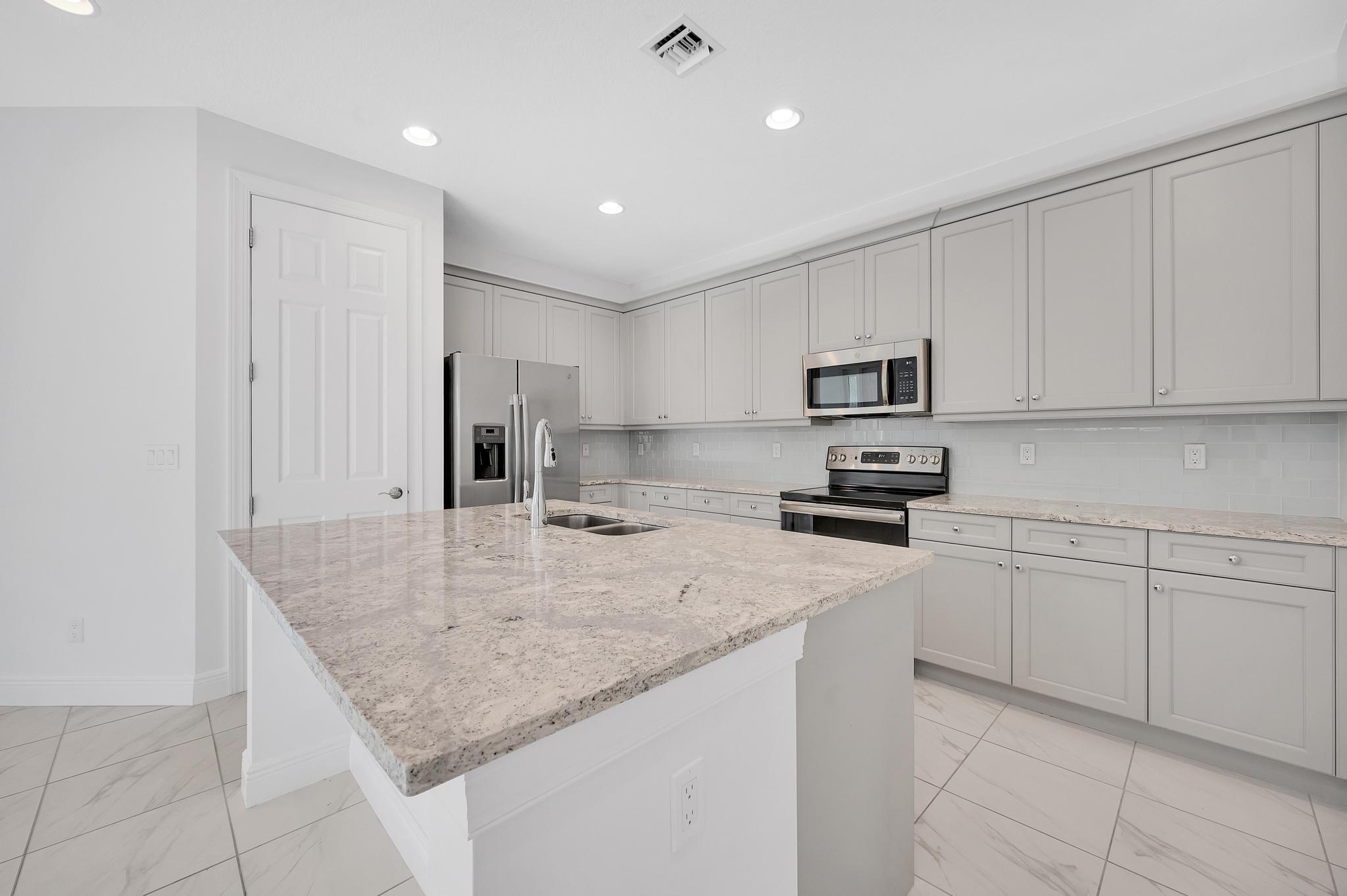 24059 SW Firenze Way, Port St. Lucie
