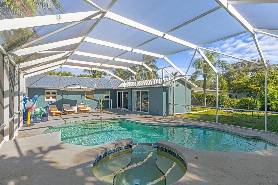 8646 SE Alabama Place