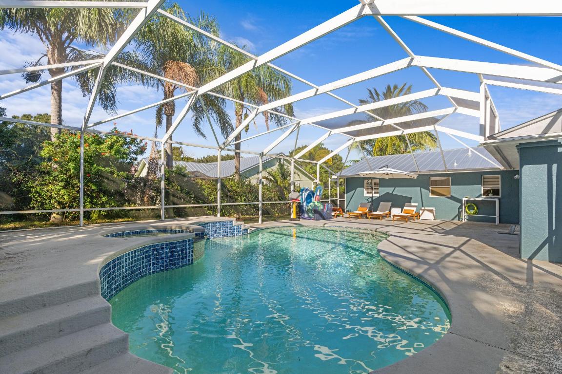 8646 SE Alabama Place