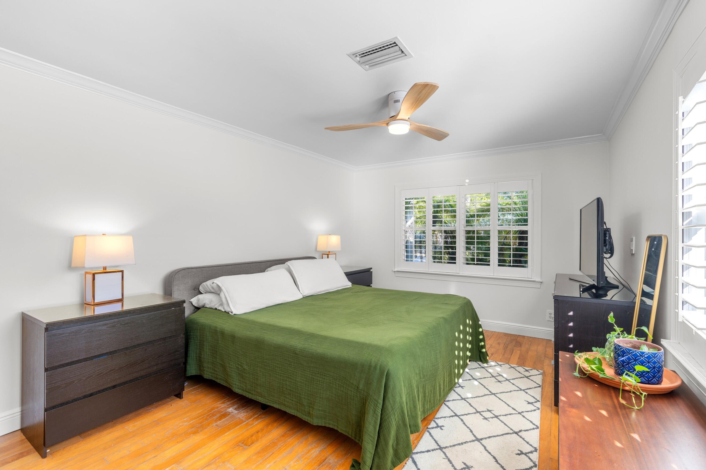 8646 SE Alabama Place