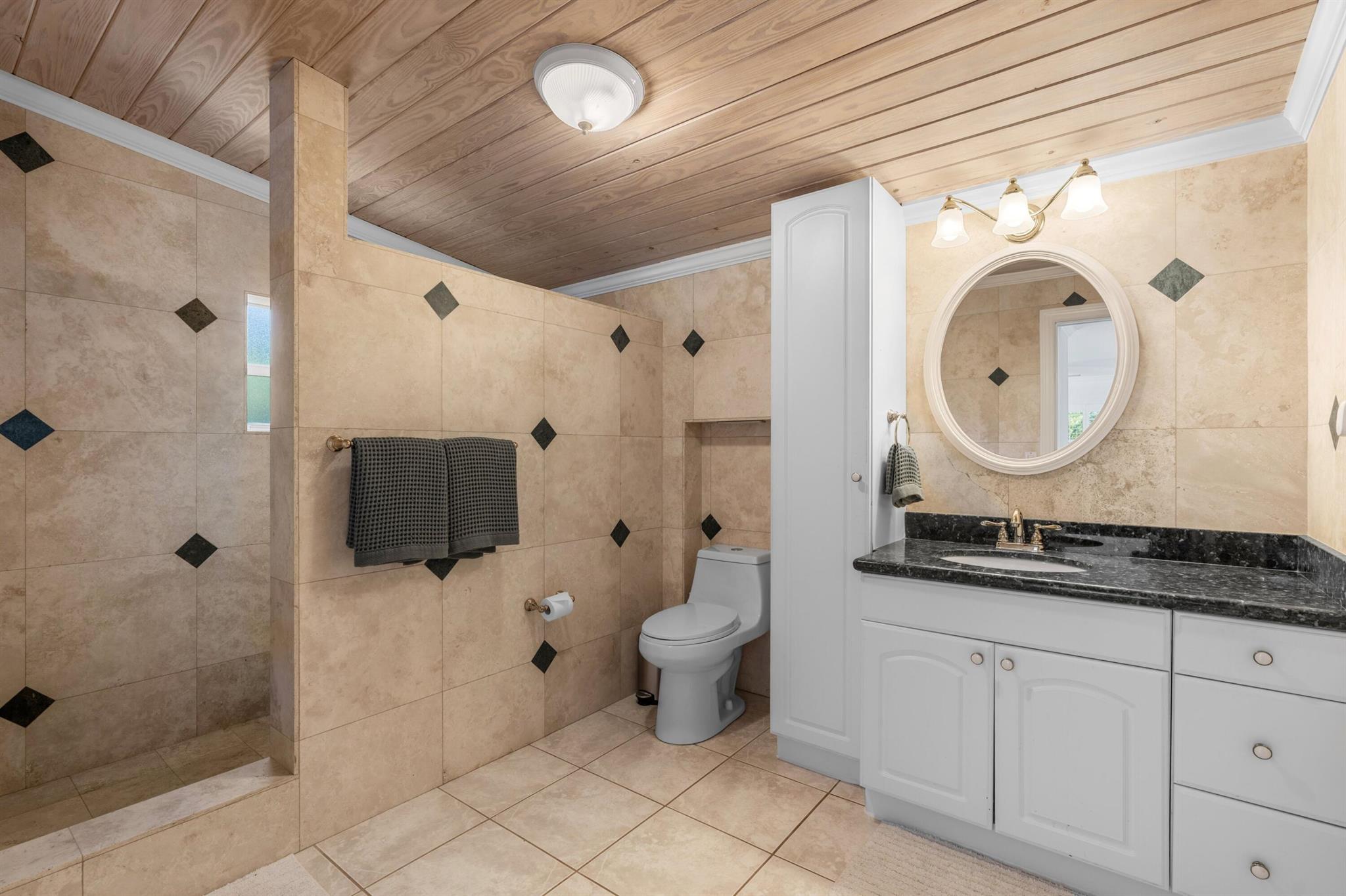 8646 SE Alabama Place