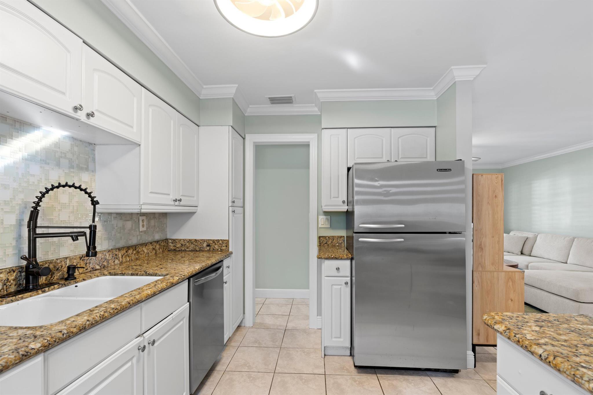 8646 SE Alabama Place