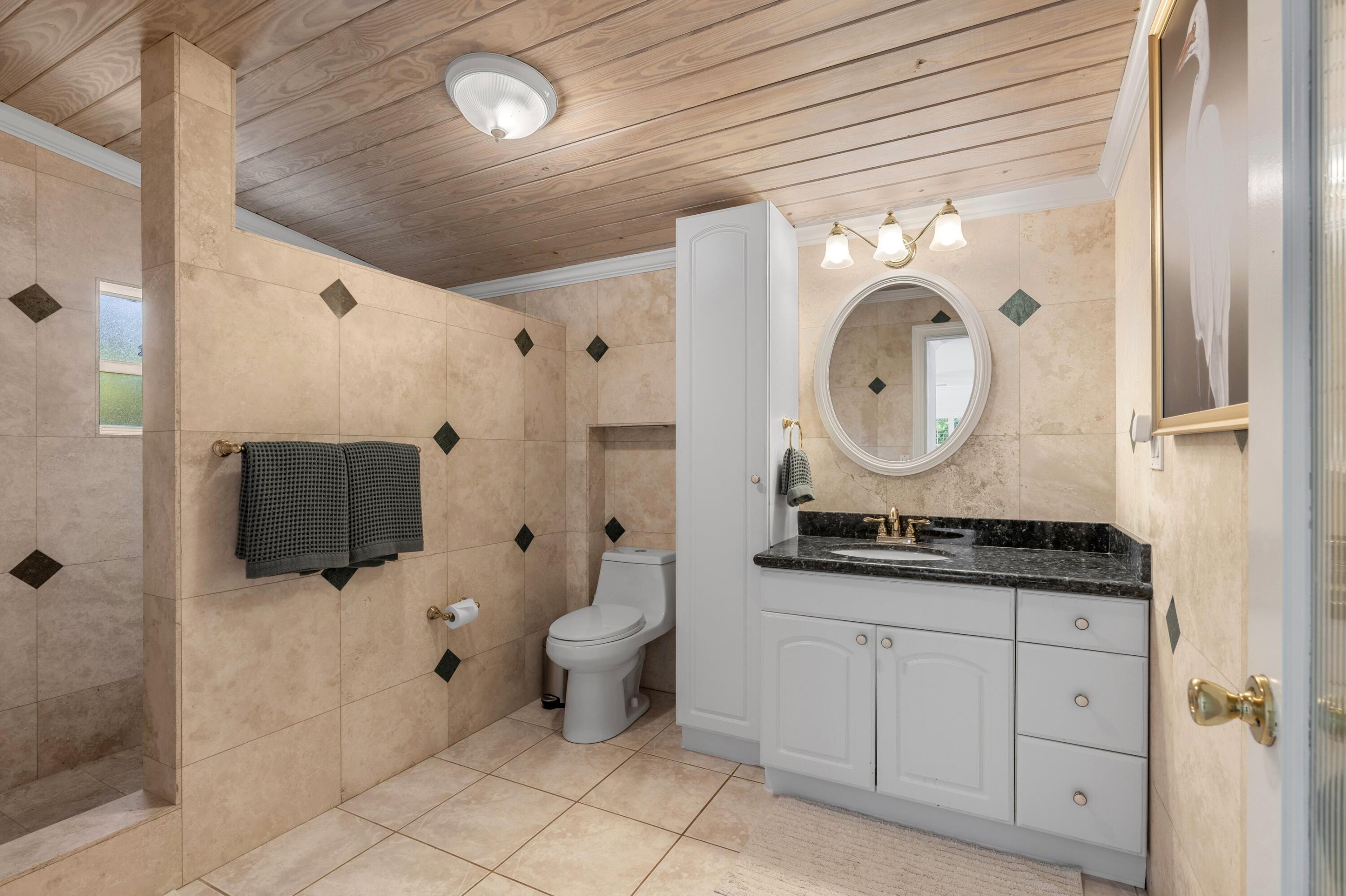 8646 SE Alabama Place