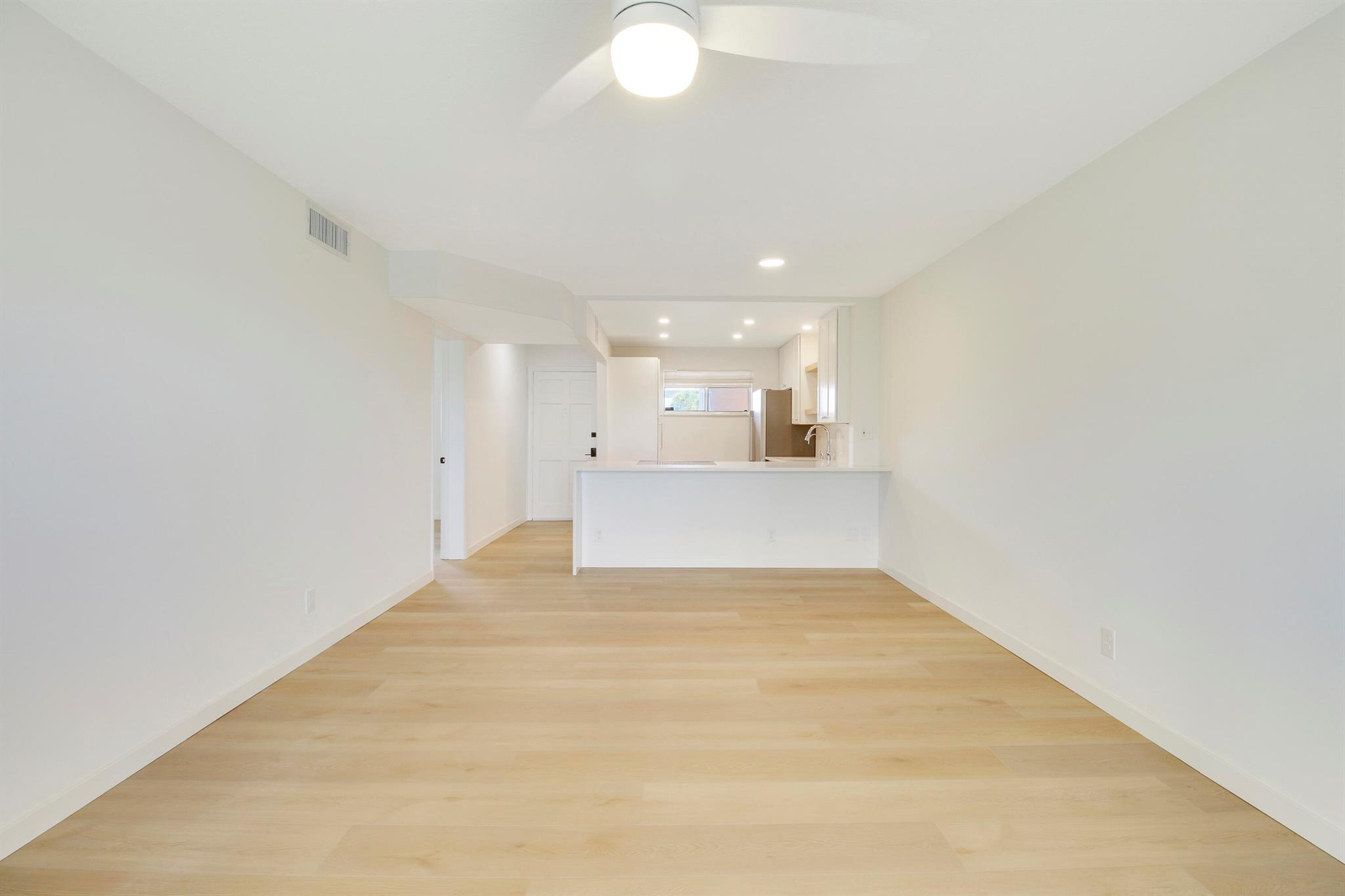 2770 S Garden Drive S 212