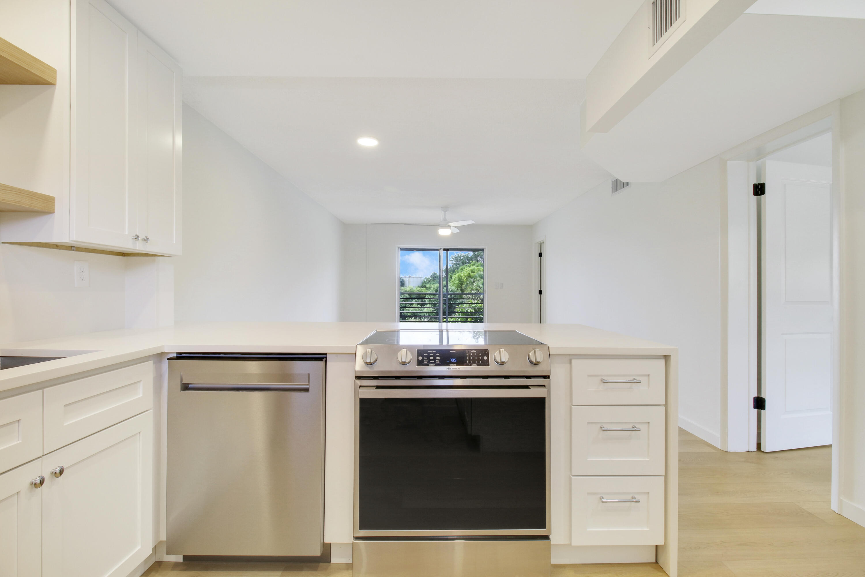 2770 S Garden Drive S 212