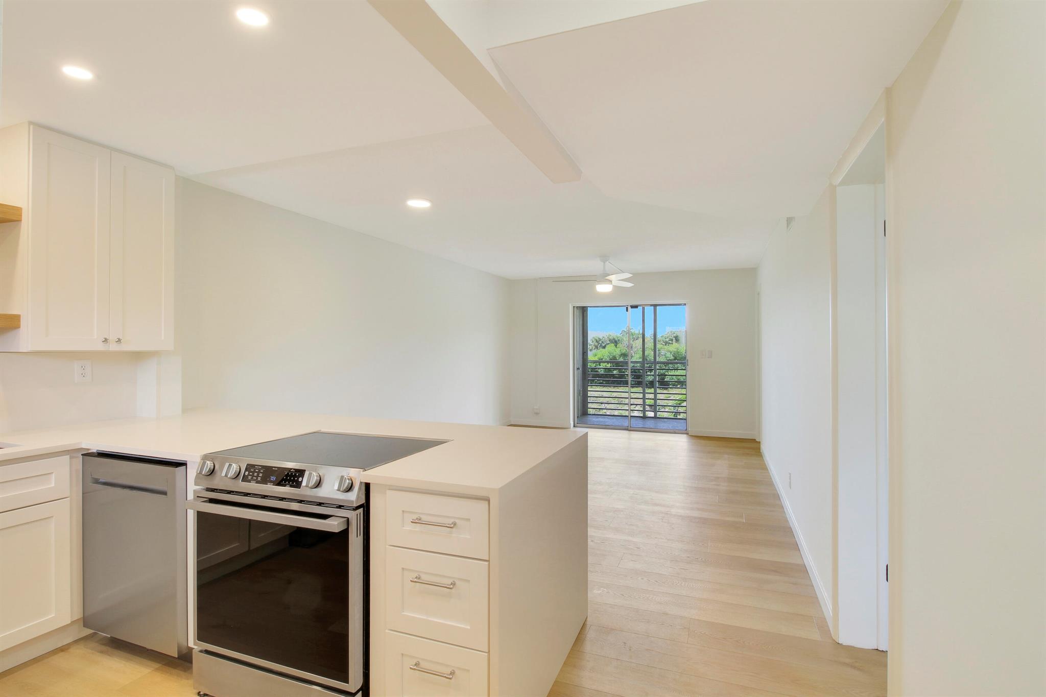 2770 S Garden Drive S 212