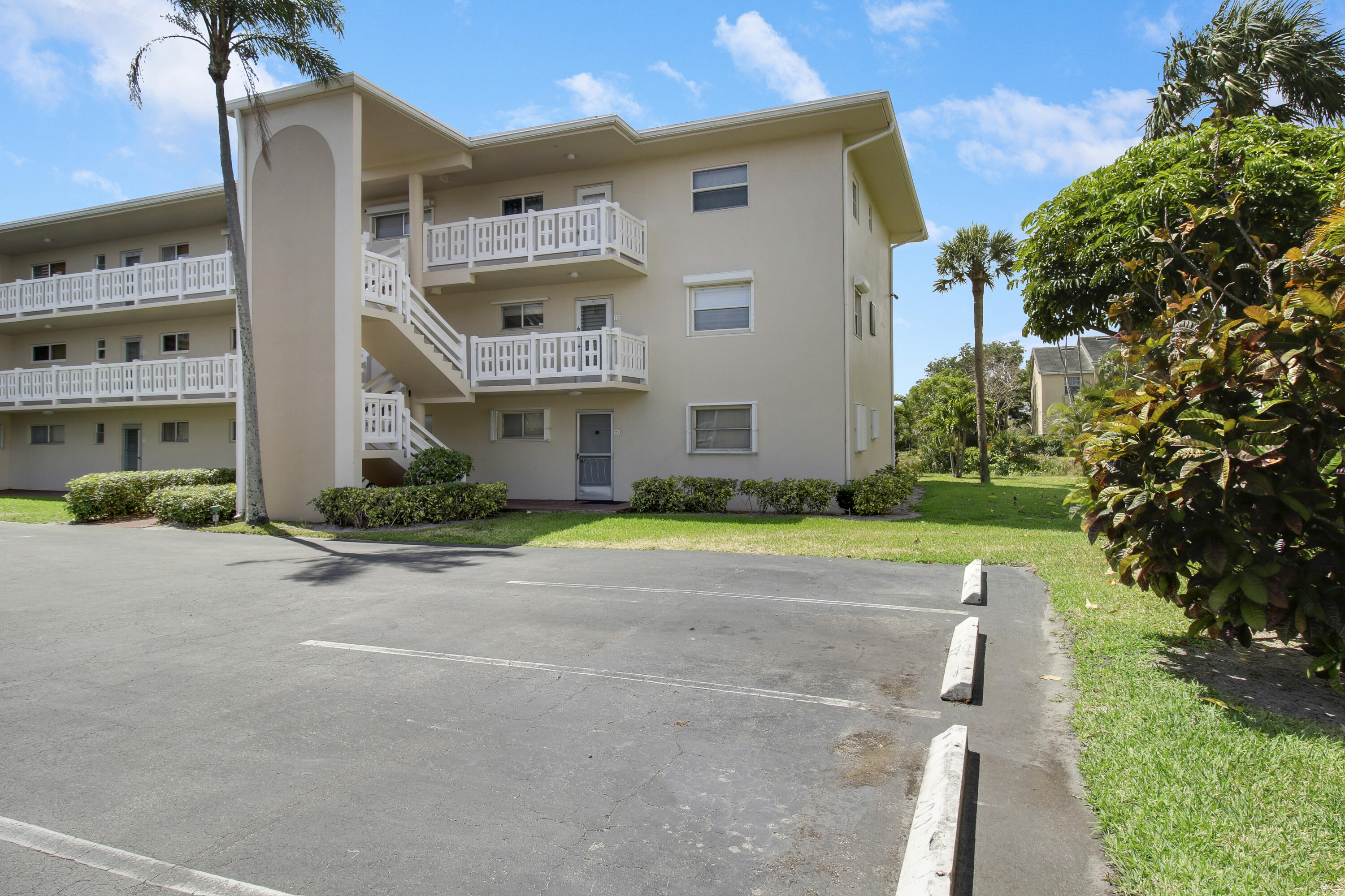 2770 S Garden Drive S 212