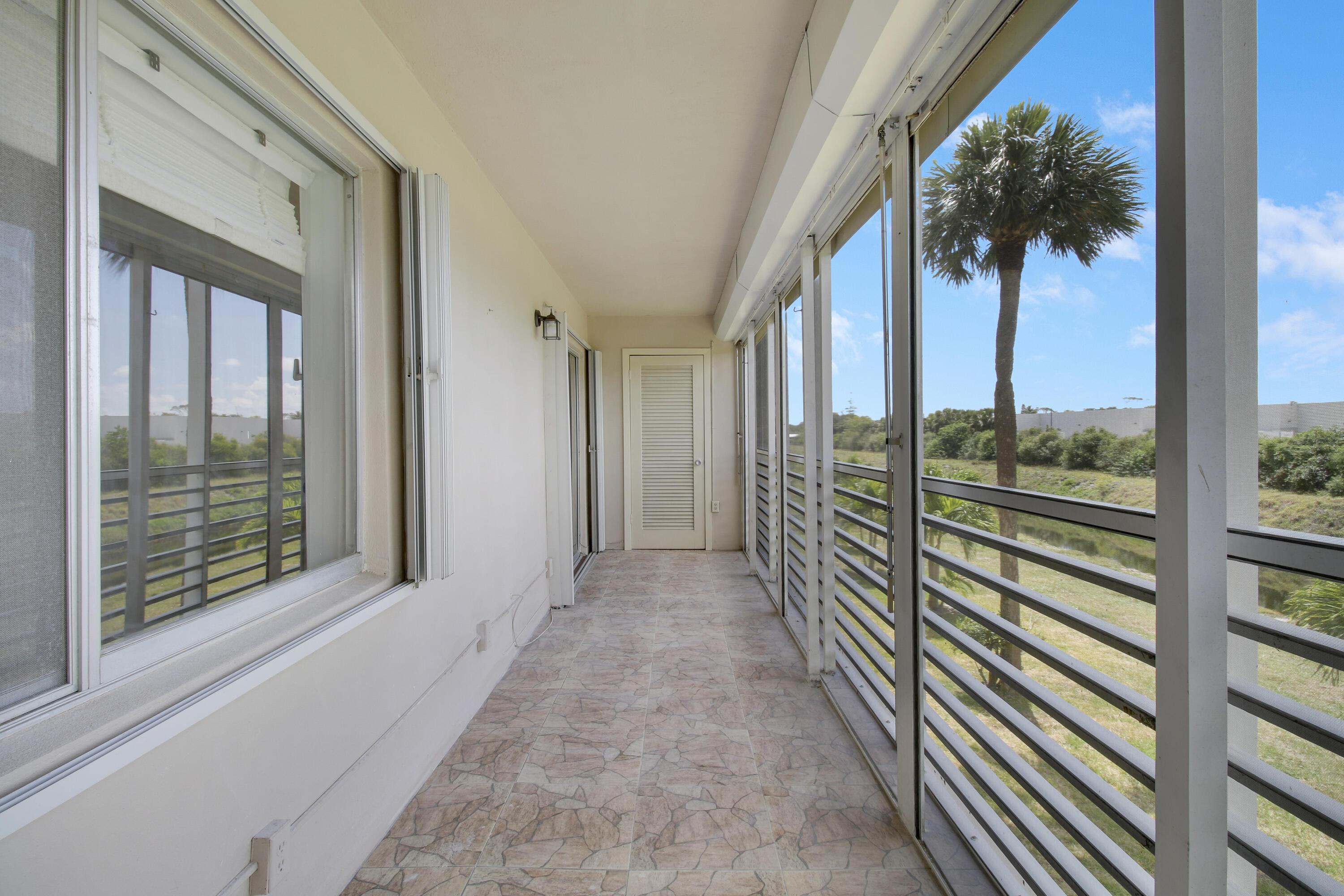 2770 S Garden Drive S 212