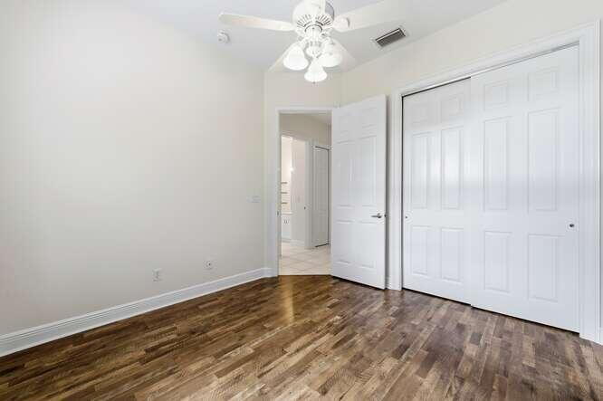 1030 SW Blue Stem Way