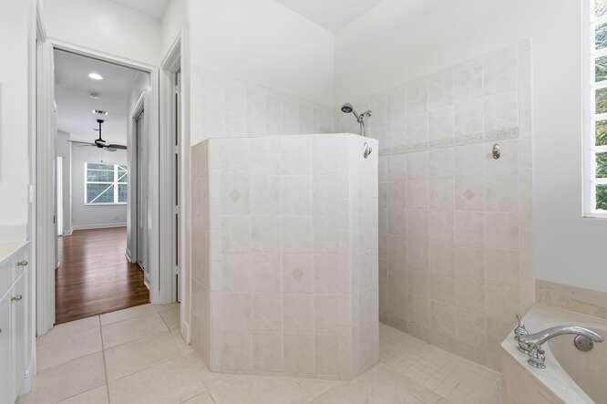 1030 SW Blue Stem Way