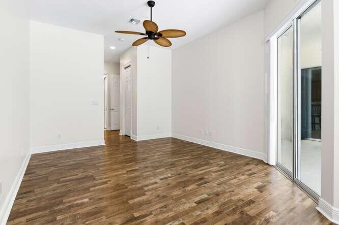 1030 SW Blue Stem Way