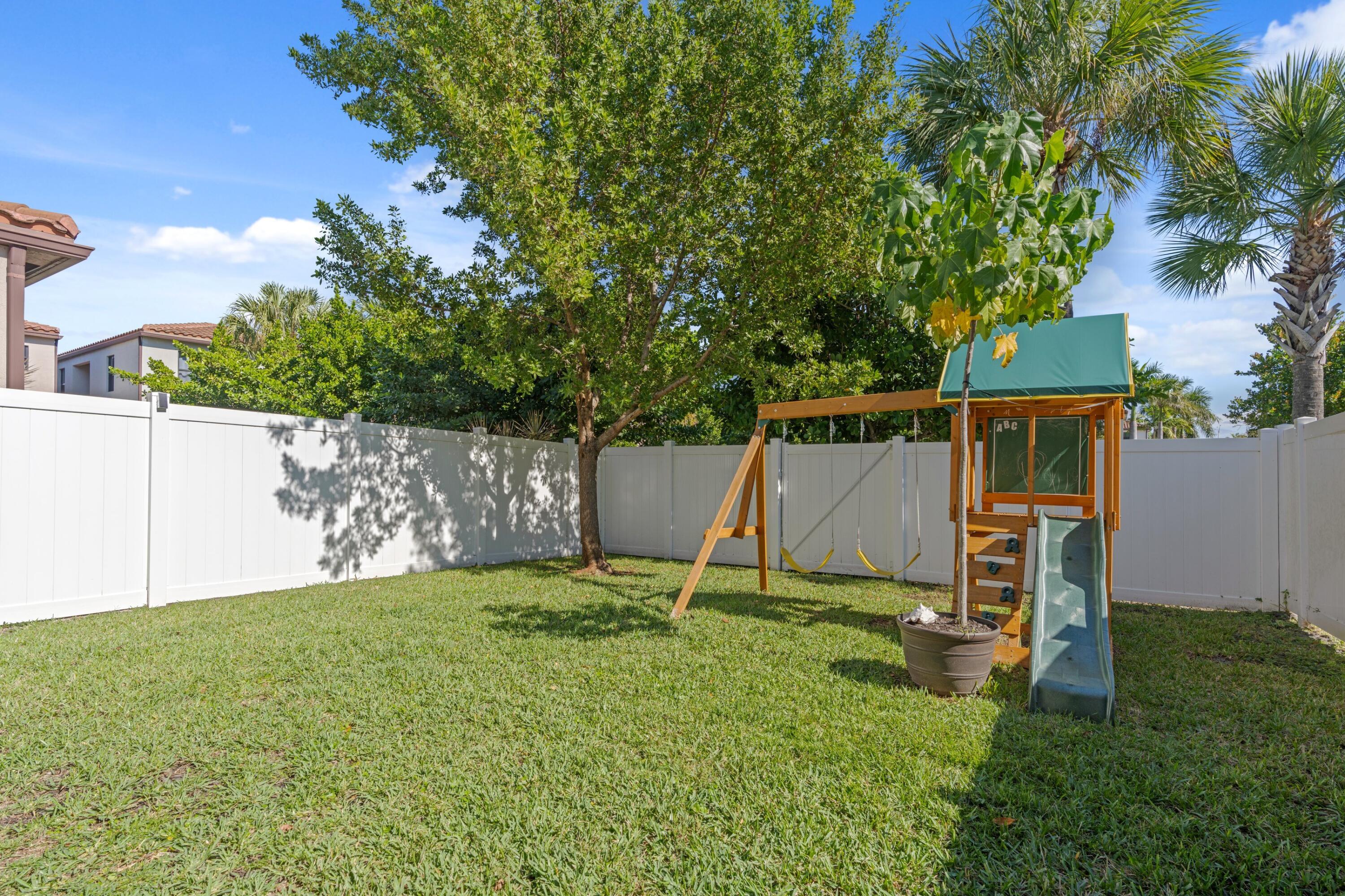 3006 Hop Tree Way