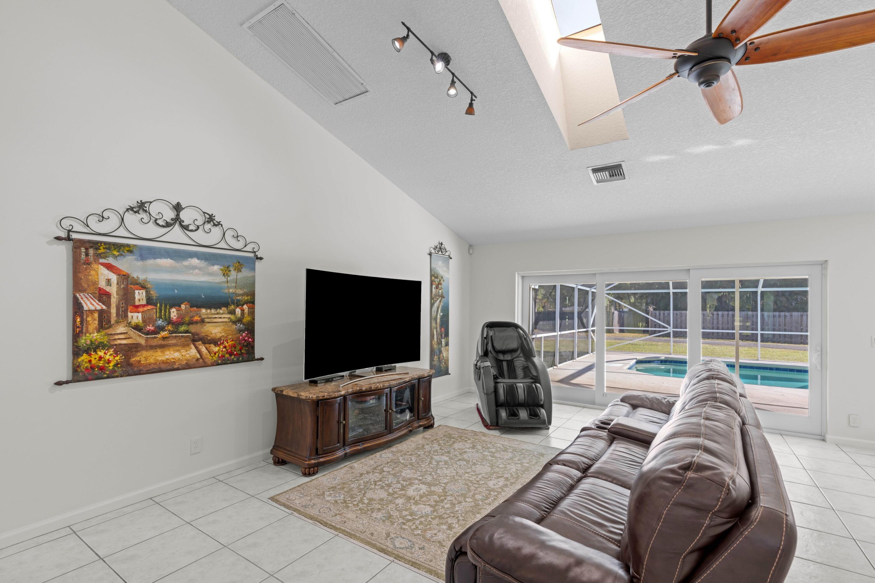 17392 Mellen Lane, Jupiter