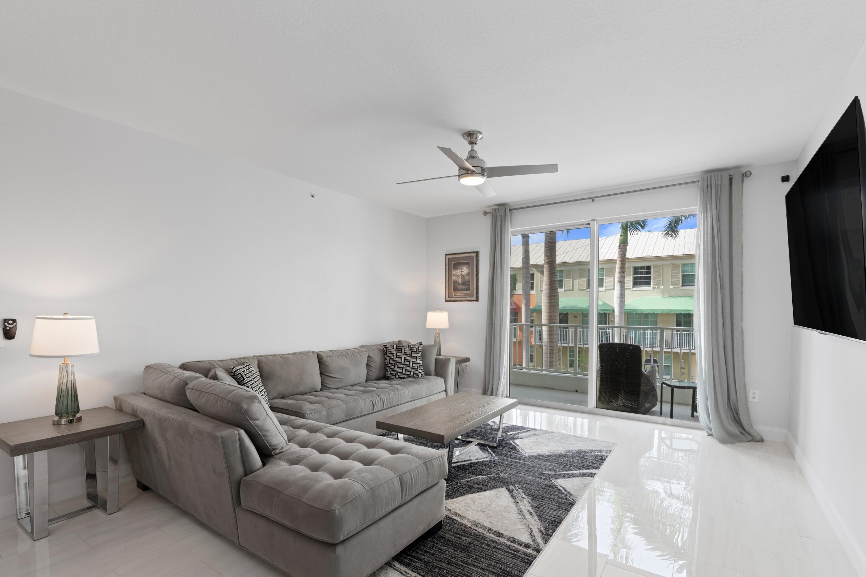 802 W Windward Way 217