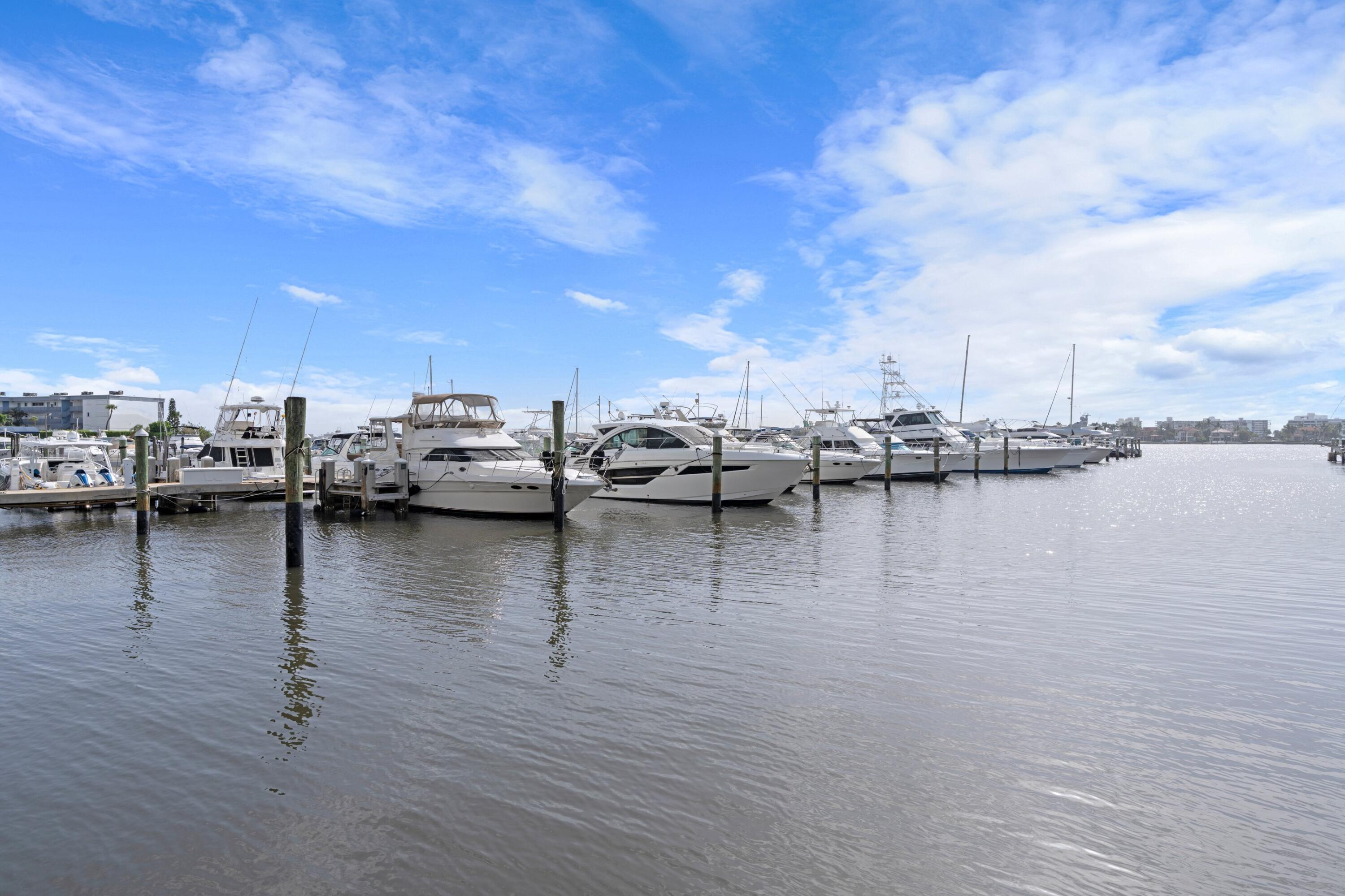 802 W Windward Way 217