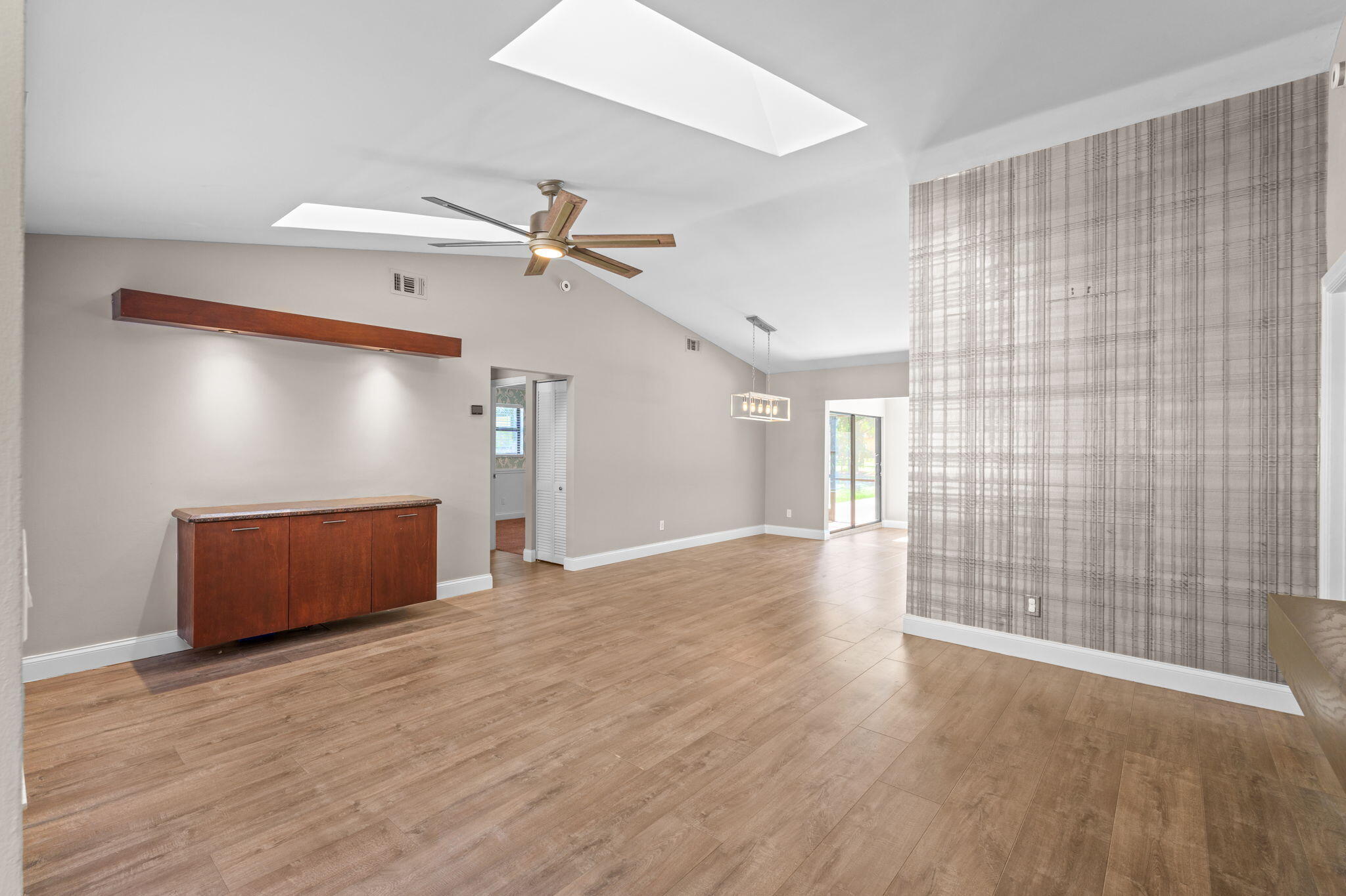 11730 NW 152nd Street N