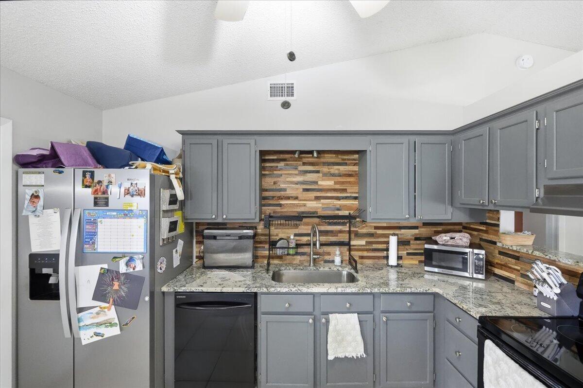 2382 SW Blaine Terrace, Port St. Lucie