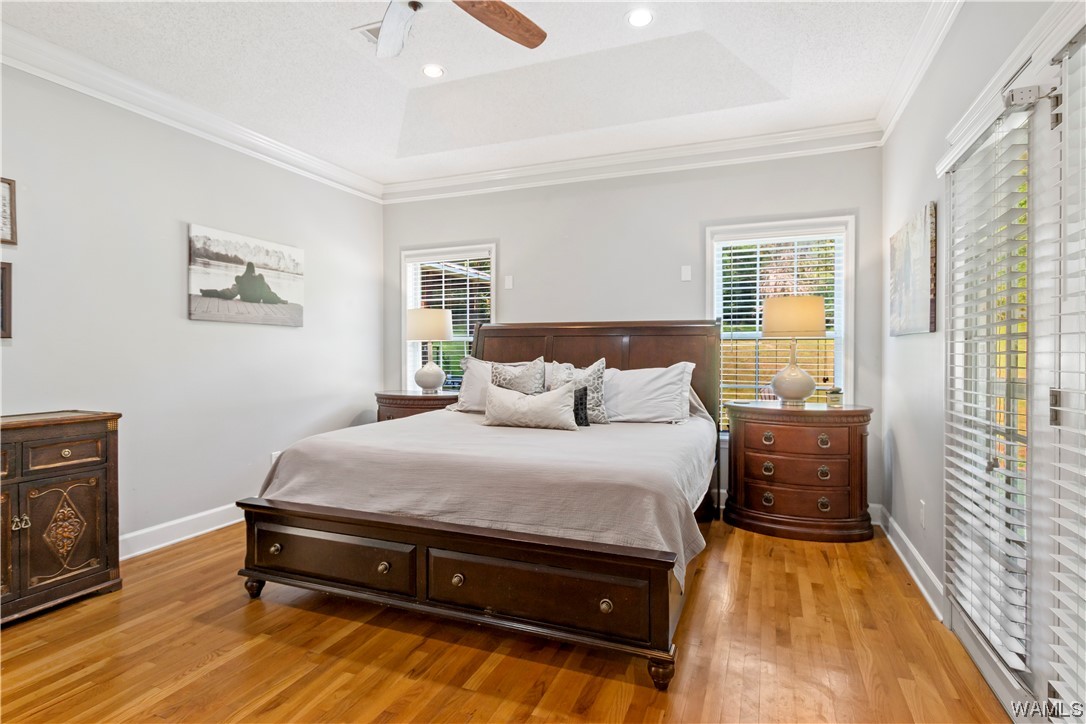 15923 Edwardian Dr