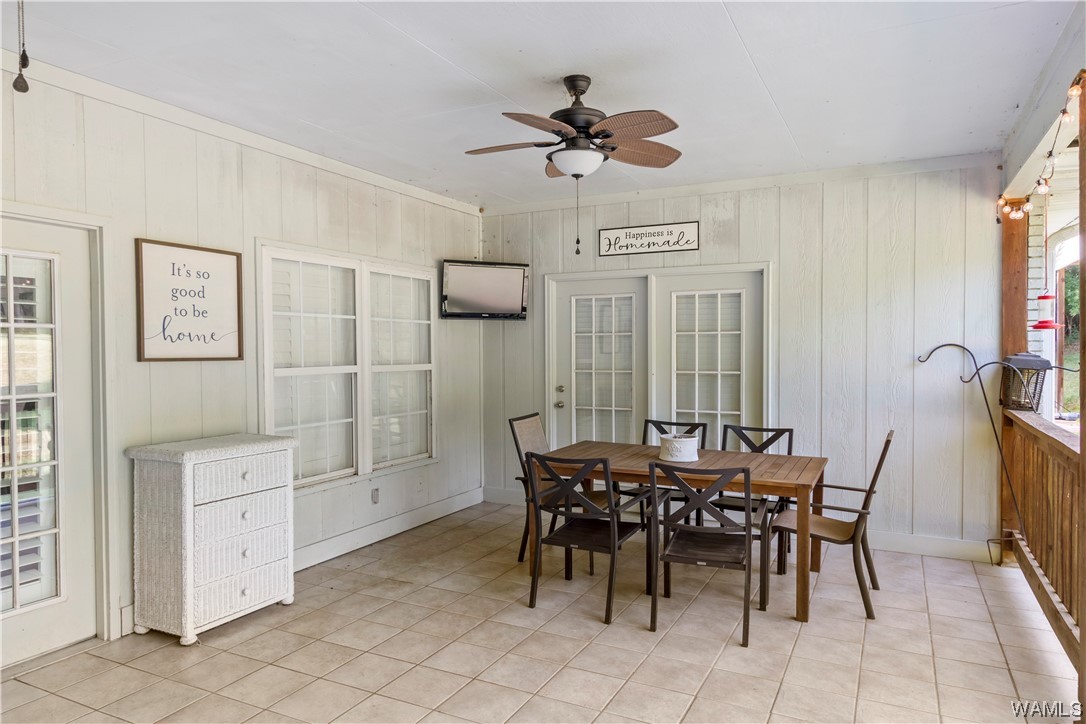 15923 Edwardian Dr