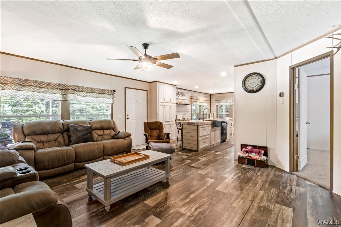 13041 Nora Dr.