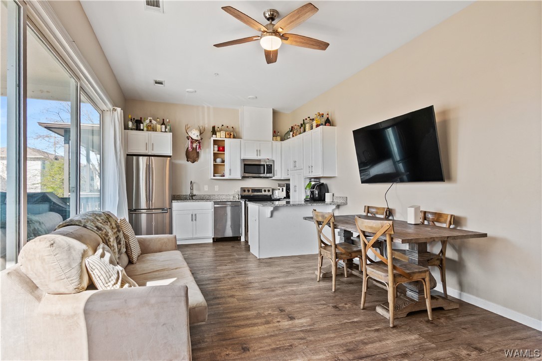 1002 Elmwood Drive