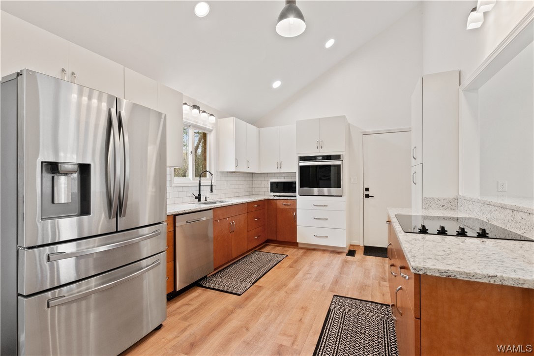1801 Woodridge Road