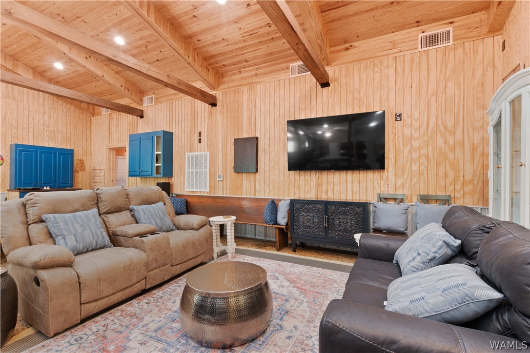 13710 Riverbend Road