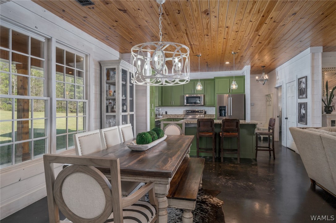 17616 Strickland Spur