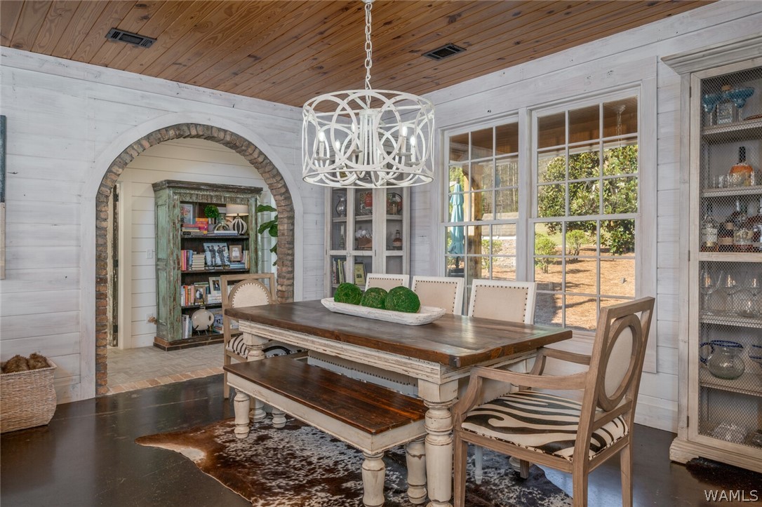 17616 Strickland Spur