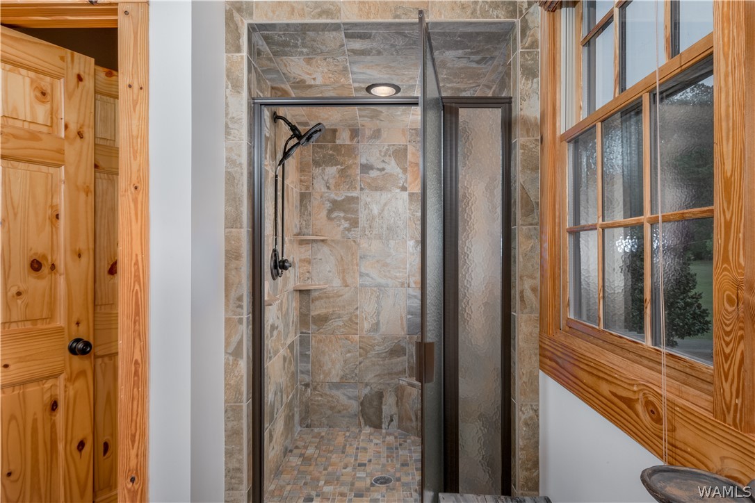 17616 Strickland Spur