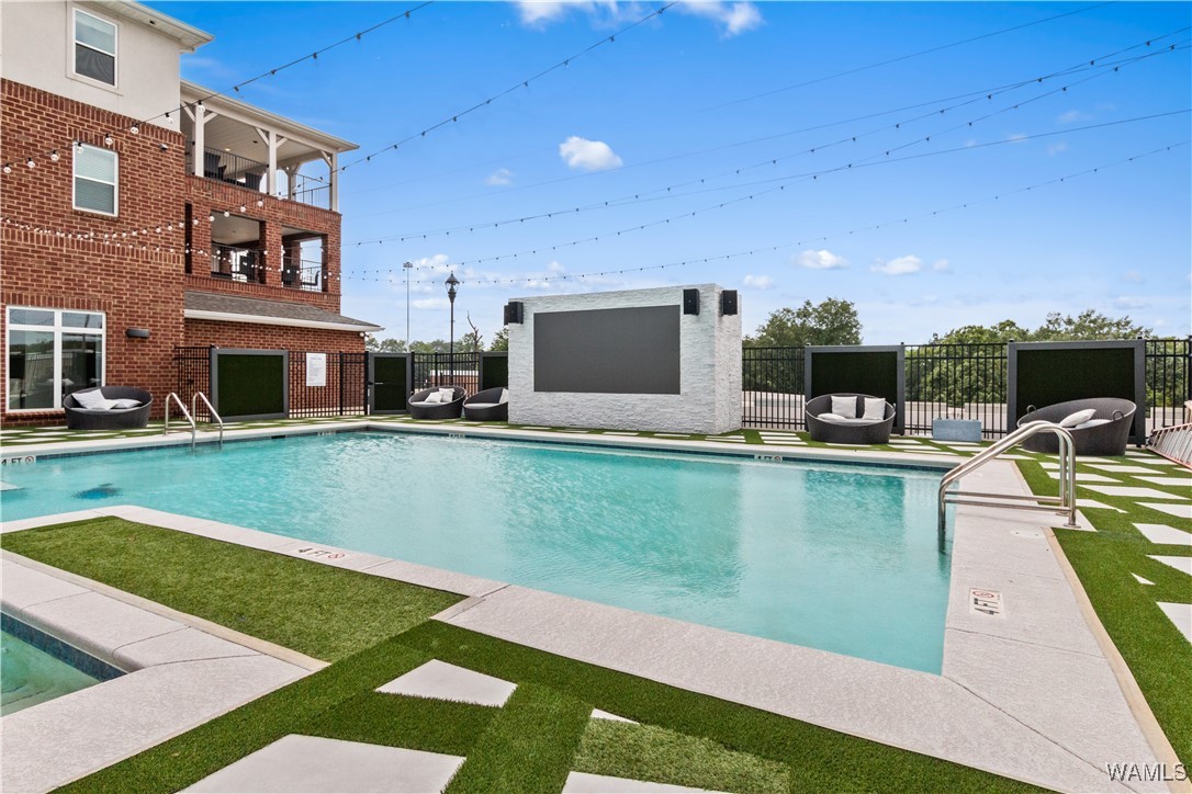 680 6th Ave NE unit #5402