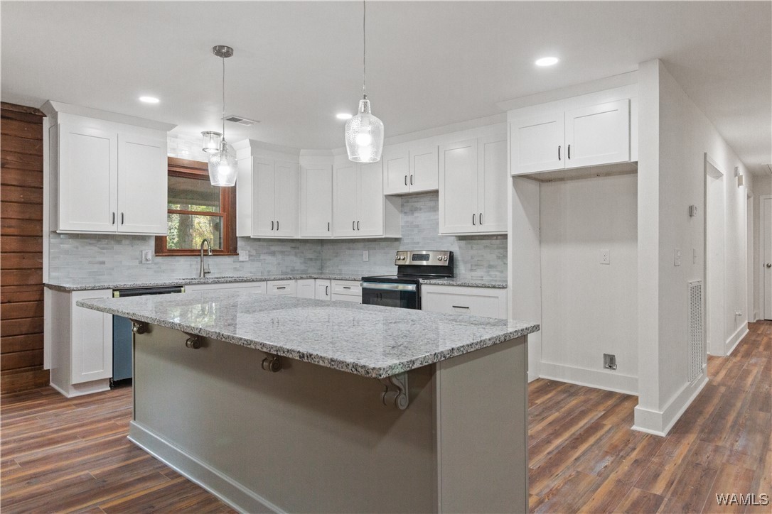 11021 Dale Earnhart Dr.