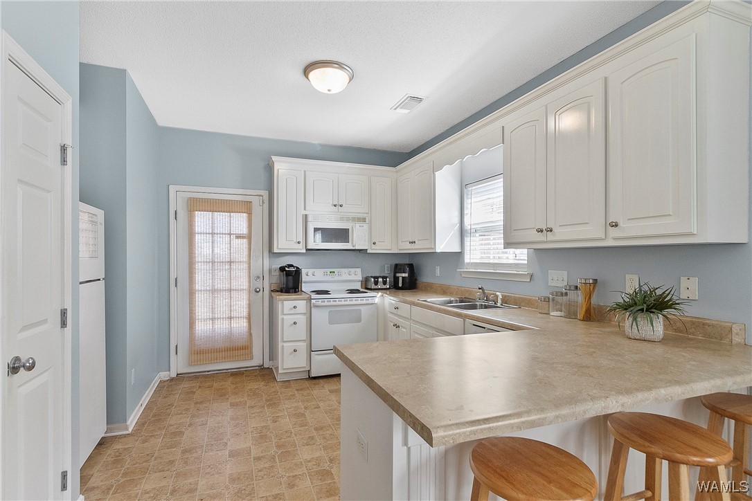 9712 Moonlight Drive