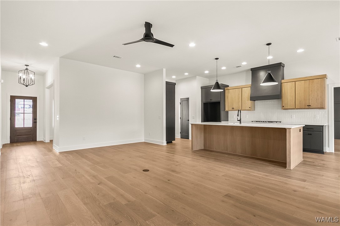 13990 Glen Park Ave