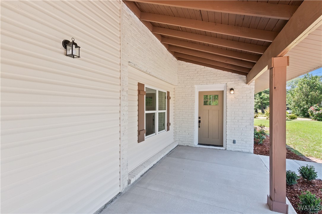 17 Parkwood Circle