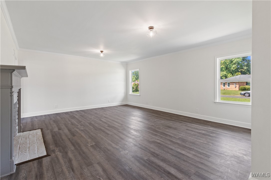 17 Parkwood Circle