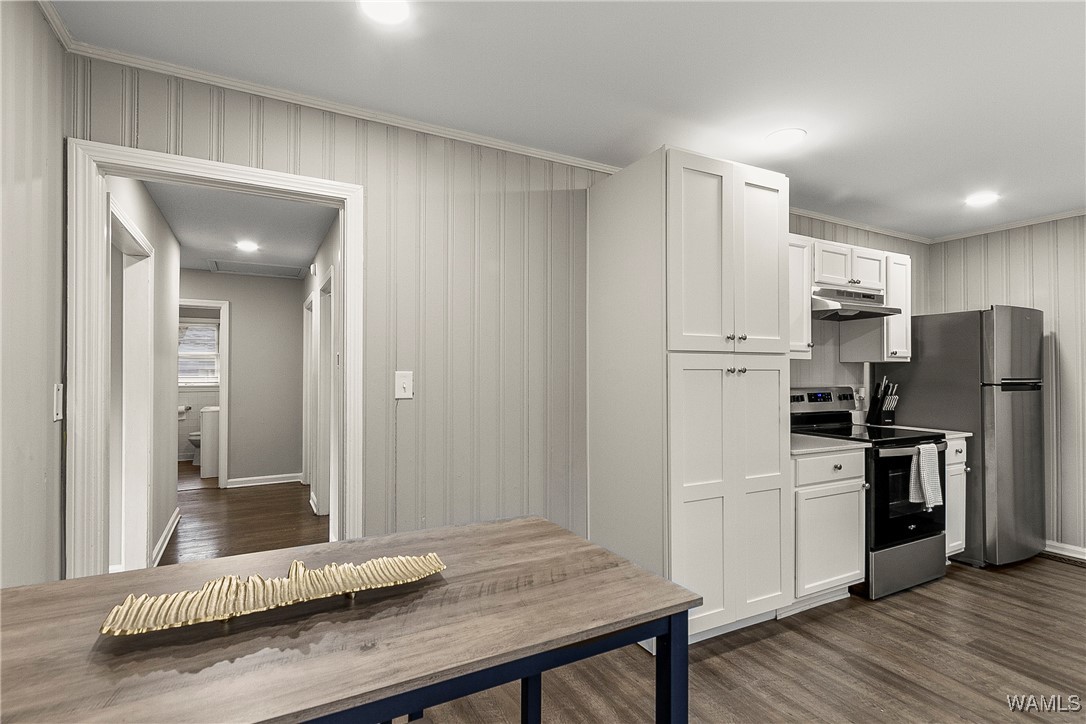1705 17th Avenue E